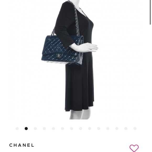 Chanel Navy Quilted Leather maxi Bag - Picture 5 of 7